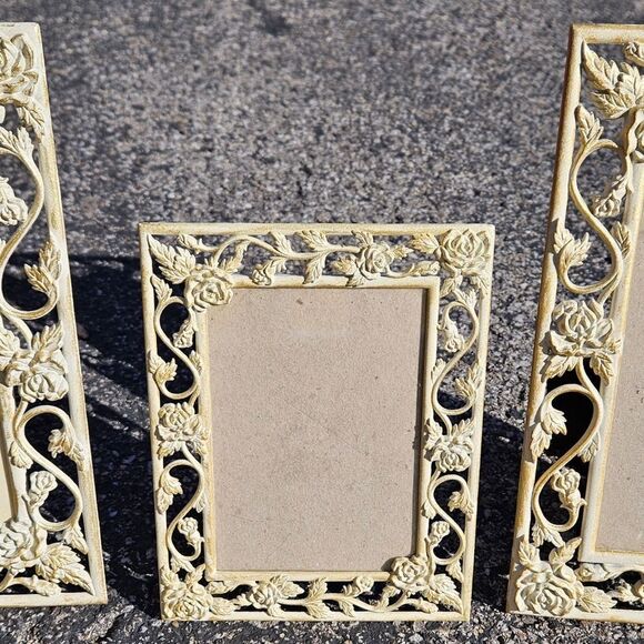 Lot 3 Vintage White Gold Metal Picture Frames 5x7 3x5 Connoisseur VIDEO - Picture 1 of 8